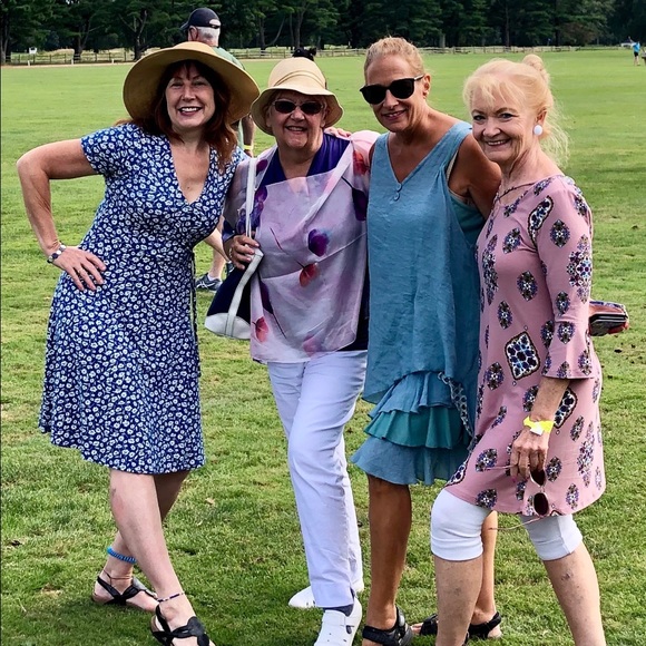 Meet your Posher, Julia - Picture 3 of 11